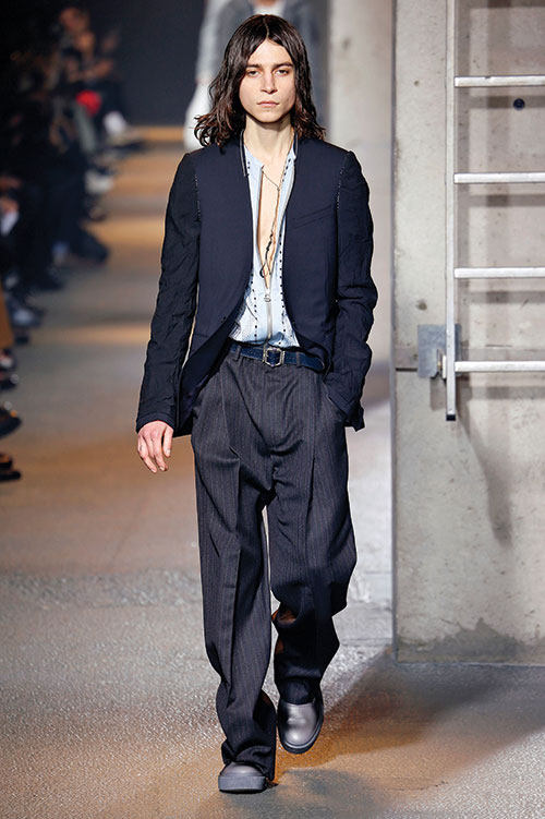 Runway look from the Lanvin autumn/winter 2016 collection